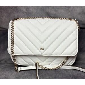 DKNY Veronica quilted Shoulder Bag/Crossbody